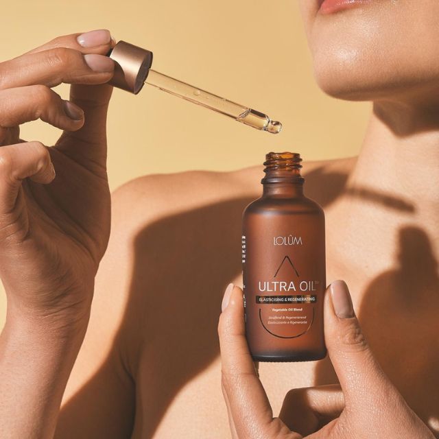ULTRA OIL™  |  Pflanzenölmischung, straffend und regenerierend